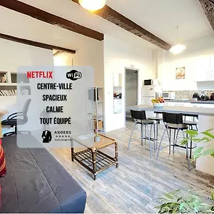 Appartement Le Grand Lovely Marseille Centre Wifi Netflix, Marseille